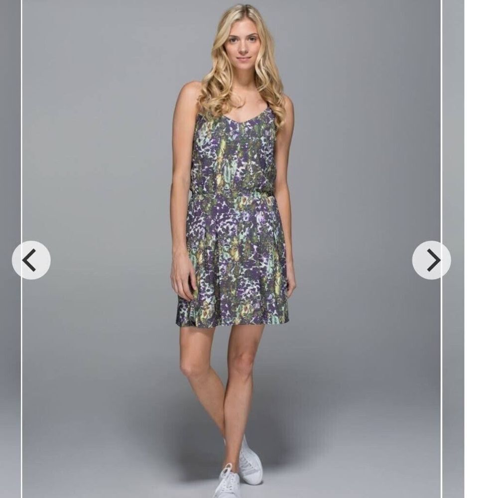 Lululemon City Summer Dress Size 4 Floral Racerback Womens - Picture 3 of 9
